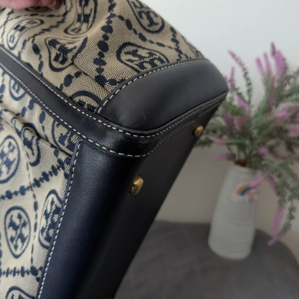 Tory Burch tory burch